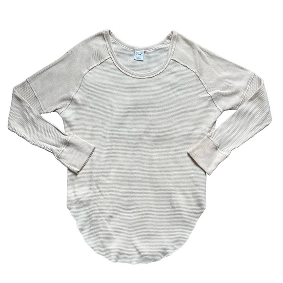 Aritzia TNA Alder Thermal - Picture 1 of 6
